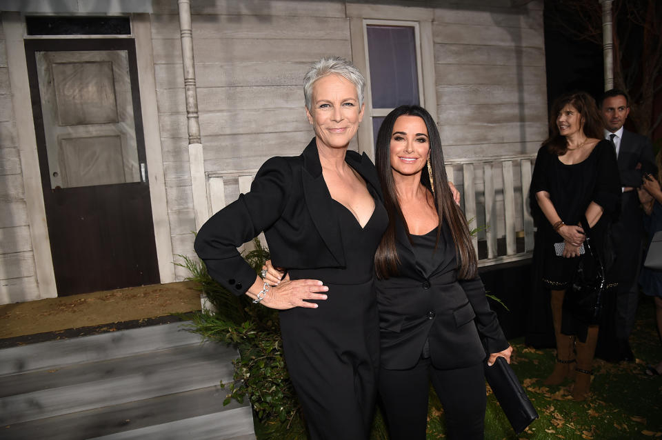 Kyle Richards and Jamie Lee Curtis in 2018. (Getty Images)