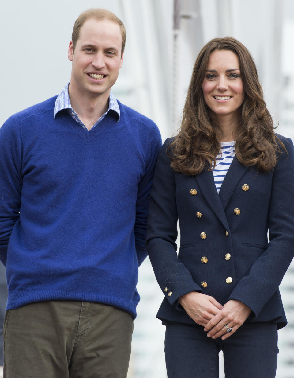 Kate dressed down in a ME+EM ensemble to sail with Team New Zealand on April 11, 2014. 