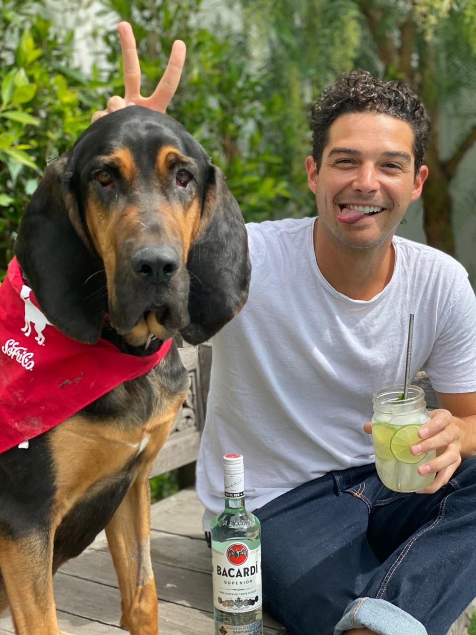 <p><i>Bachelor in Paradise</i> bartender Wells Adams puts his skills to good use by joining the #BacardiMojitoRemix Contest on Instagram.</p>