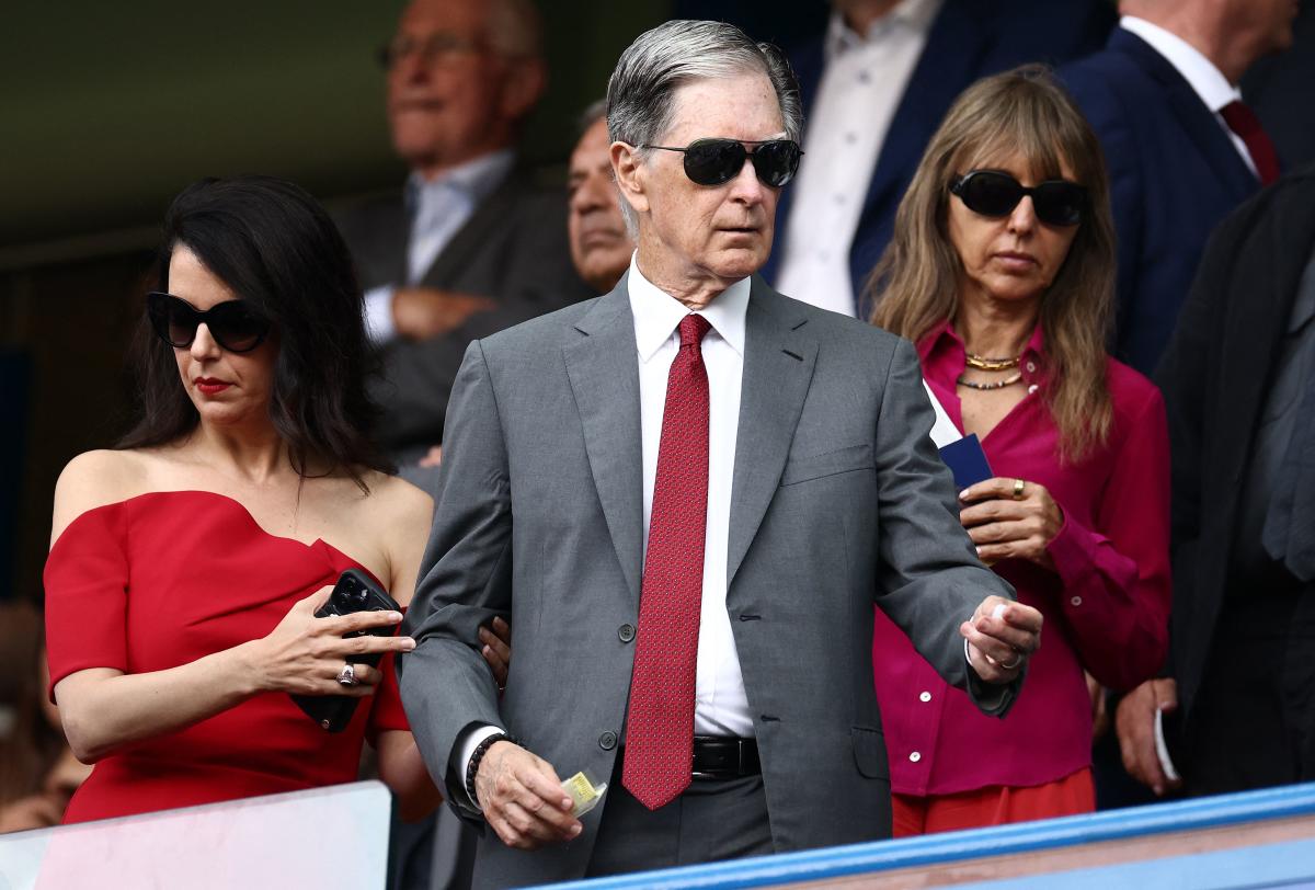 Liverpool and FSG chief John Henry gets £990m boost to reach highest level  - Liverpool Echo