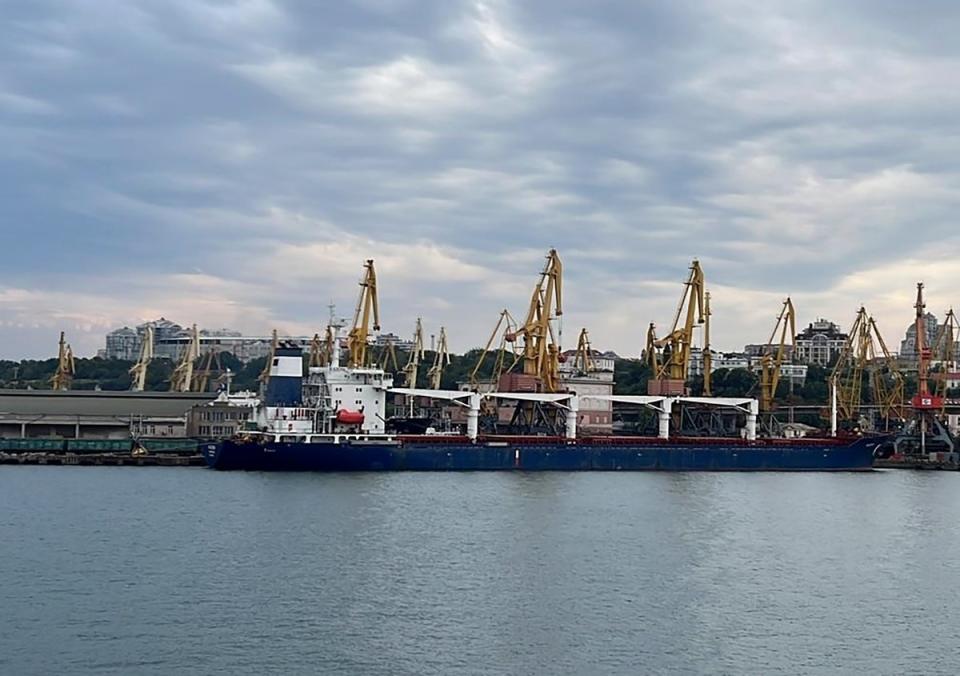  The Razoni cargo ship, under the flag of Sierra Leone, with 26,000 tons of the Ukrainian corn aboard, leaves the port in Odesa region (AP)