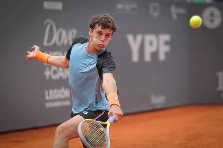 Challenger de Buenos Aires: Juan Manuel Cerúndolo superó al boliviano Dellien en los cuartos de final, pero luego cayó contra Sebastián Báez en las semifinales.