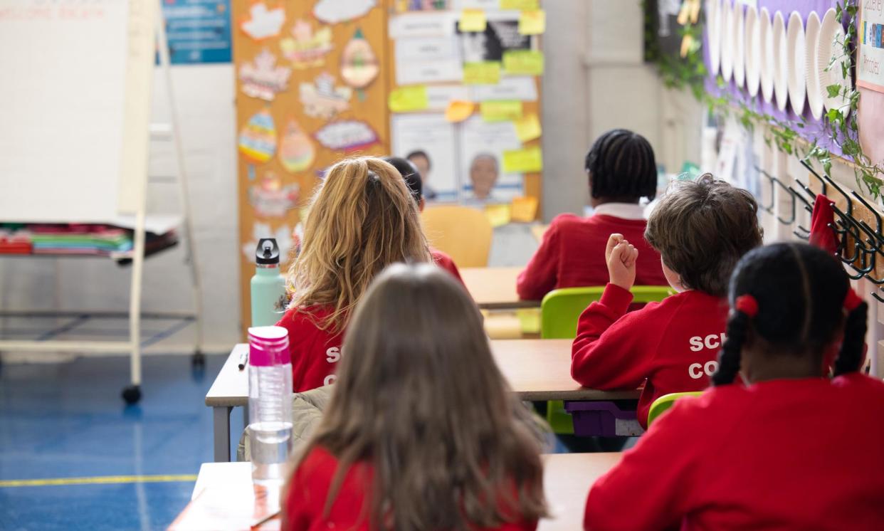 <span>The study cited earlier research indicating that removing the cap would take 300,000 children out of poverty</span><span>Photograph: Graeme Robertson/The Guardian</span>