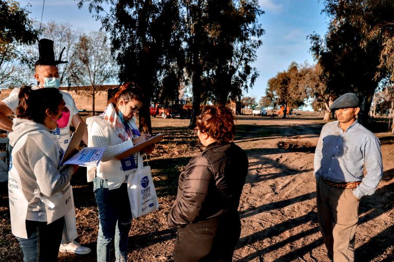 Comenzó el censo en las zonas rurales. Los censistas trabajan en la zona del Partido de San Vicente, en pcia. de Buenos Aires