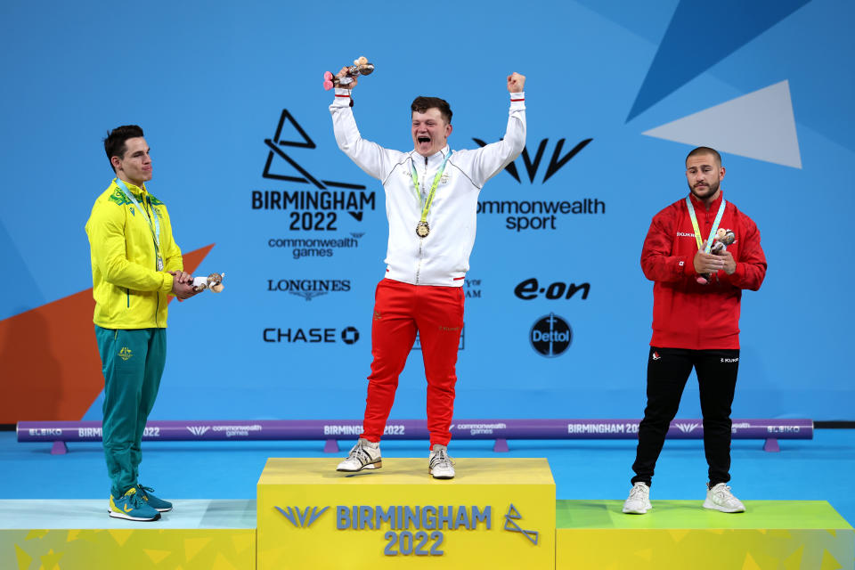 Kyle Bruce, pictured here during the medal ceremony with Christopher Murray and Nicolas Vachon.