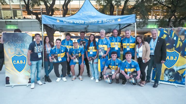 El grupo de hinchas de Boca que ganó la posibilidad de meterse en la intimidad del club de la Ribera en el superclásico de Córdoba