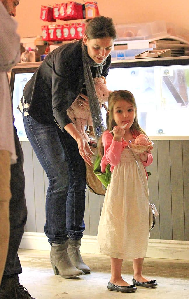 Katie Holmes Suri Cruise Ice Cream