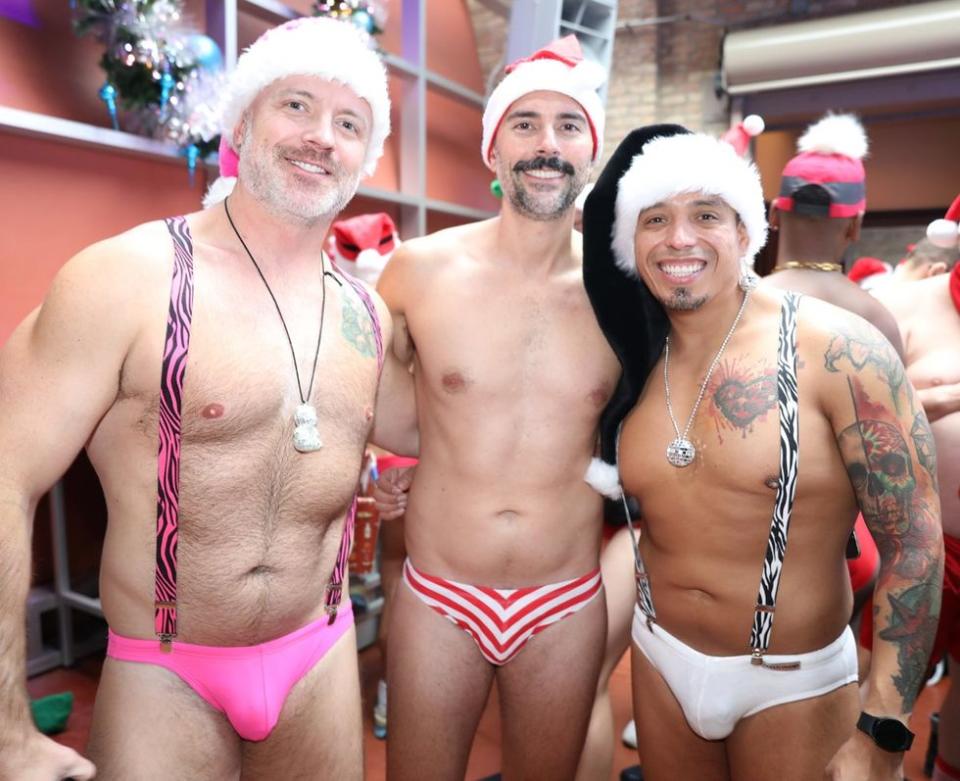 Sidetrack Chicago Santa Speedo Run 2023