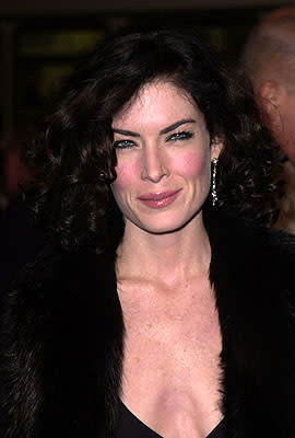 Lara Flynn Boyle at the Los Angeles premiere of Warner Brothers' The Pledge