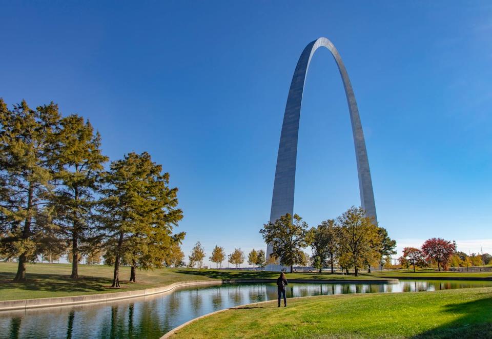 Gateway Arch National Park is in Missouri.