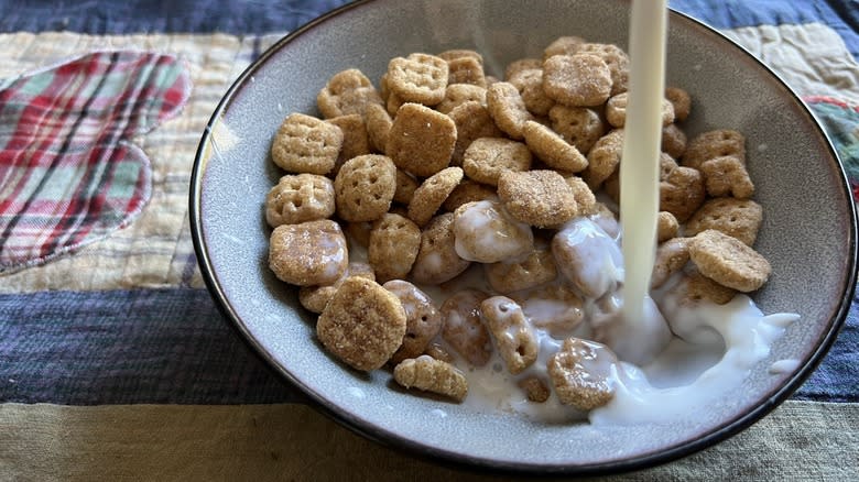 Cinnamon Toast Crunch Waffle Cereal with milk