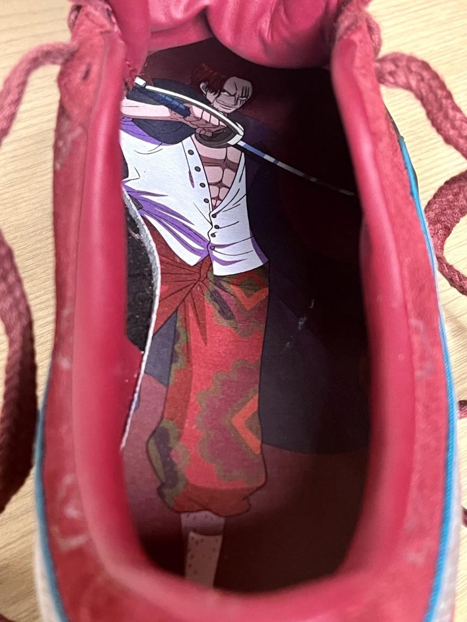 Shanks image inside the One Piece Puma sneaker