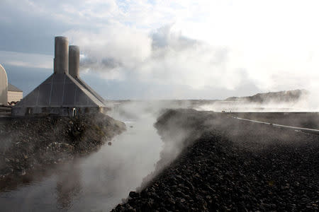 The Svartsengi geothermal power plant is pictured in Reykjanes, Iceland, June 7, 2016. REUTERS/Jemima Kelly