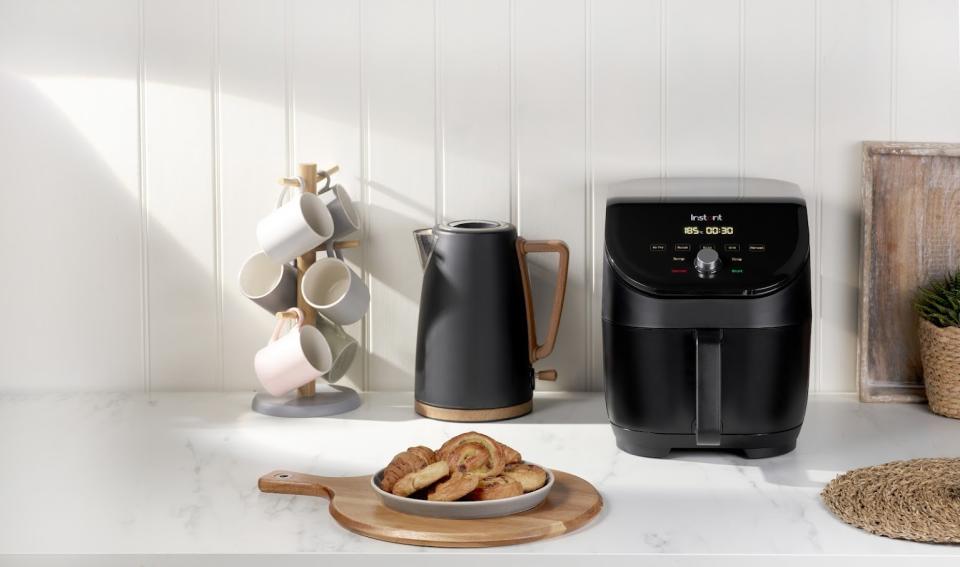 Instant Vortex Slim Air Fryer