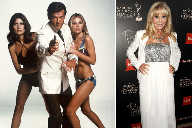 An der Seite von Roger Moore und Maud Adams spielte die Blondine 1974 (Bilder: ddp Images, Getty Images)