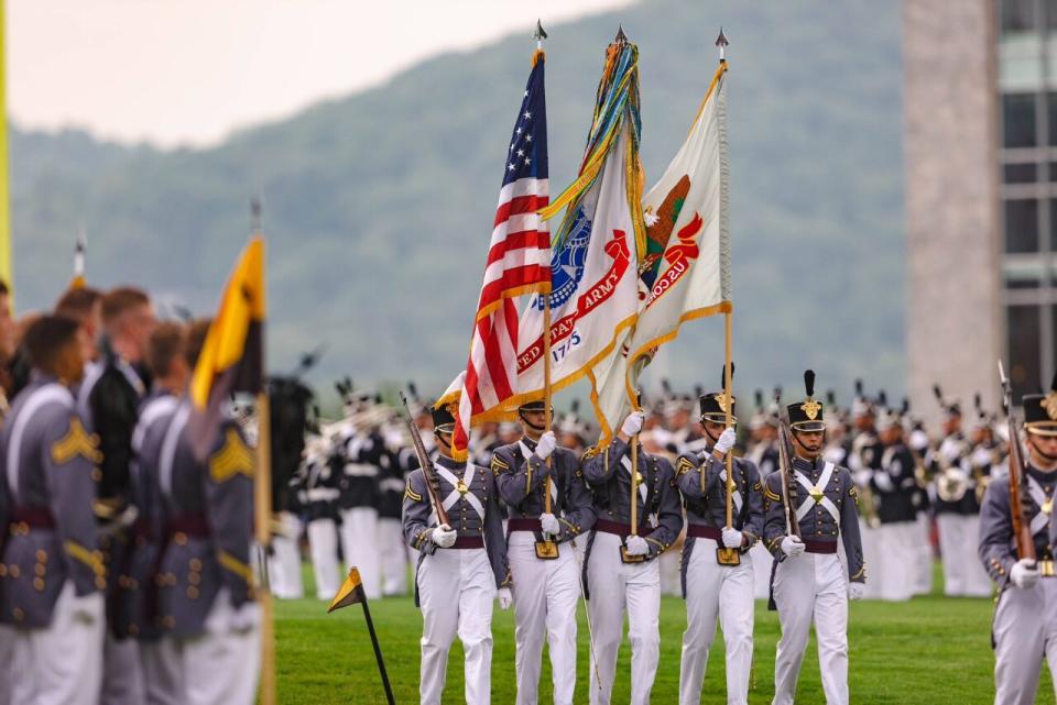 美國西點軍校(U.S. Military Academy at West Point)學生。(X平台/@WestPoint_USMA)