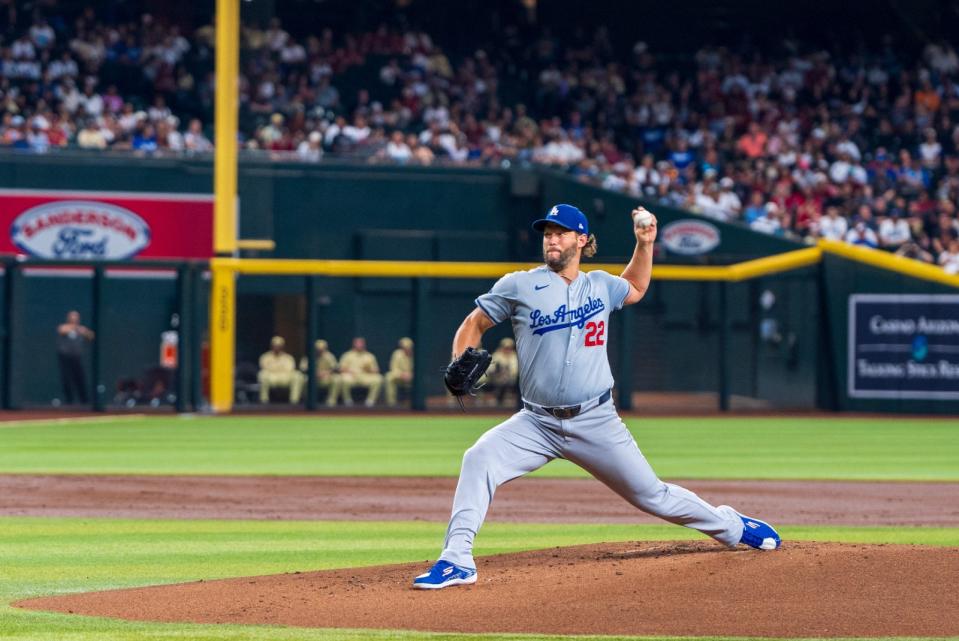 洛杉磯道奇前塞揚左投柯蕭（Clayton Kershaw），因左腳拇指骨刺傷勢，恐無緣在季後賽登板。路透社