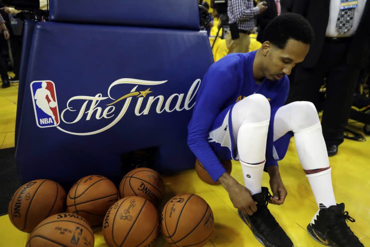 Shaun Livingston was a key reserve on two Warriors title teams. (AP)