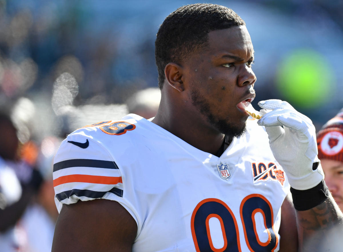 Chicago Bears defensive tackle Bilal Nichols (98) is seen in the team huddle  during pregame war …