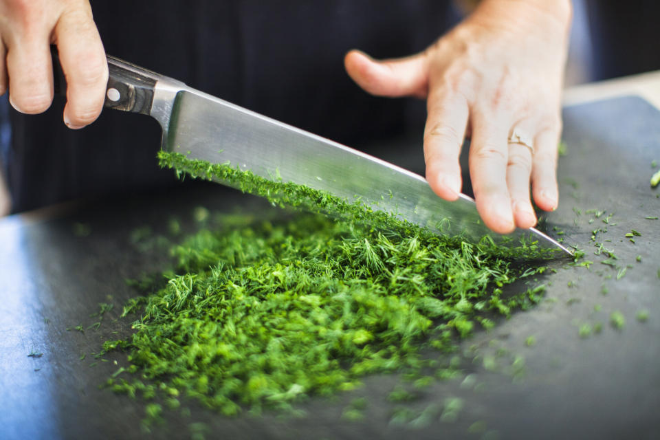 Délicieuses, les herbes aromatiques regorgent également de vertus pour la santé (Getty Images)