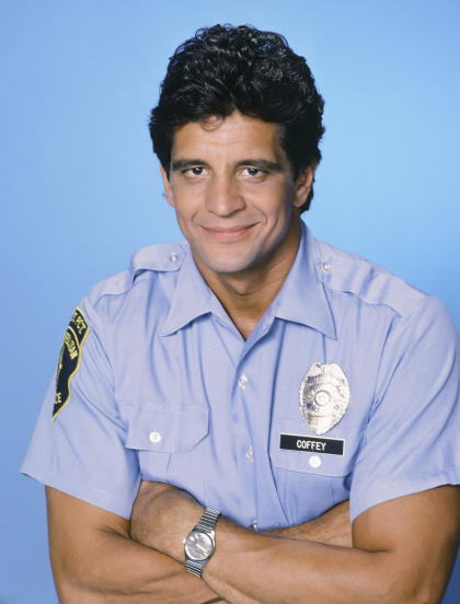 Ed Marinaro on NFL career, Hill Street Blues and Blue Mountain