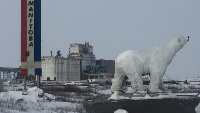 'We're at our wit's end': Churchill endures winter of discontent as dispute over broken rail line drags on