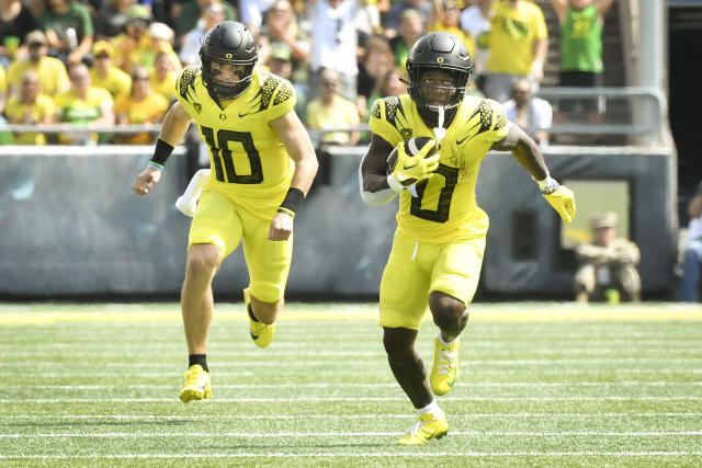 Bo Nix, No. 15 Oregon football pulverize Portland State