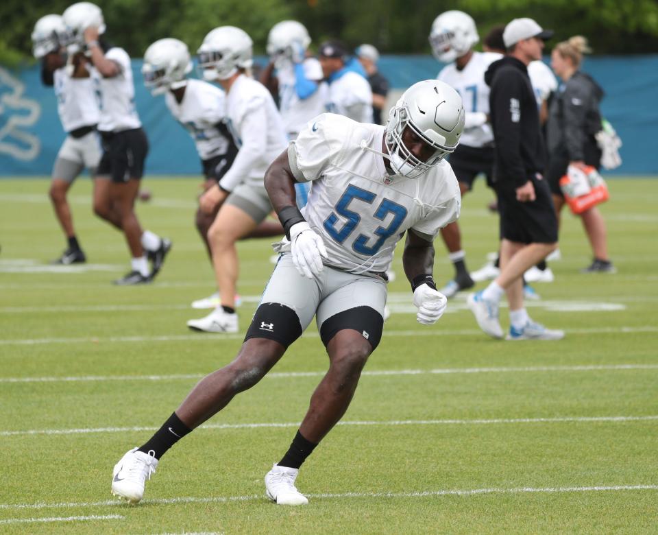 Detroit Lions linebacker Charles Harris goes through drills during OTAs on Thursday, May 26, 2022 at the team practice facility in Allen Park.