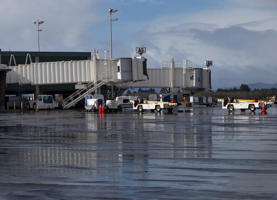 A consulting firm has recommended a new concourse north of the current Eugene Airport terminal and upgrades to Concourse A.