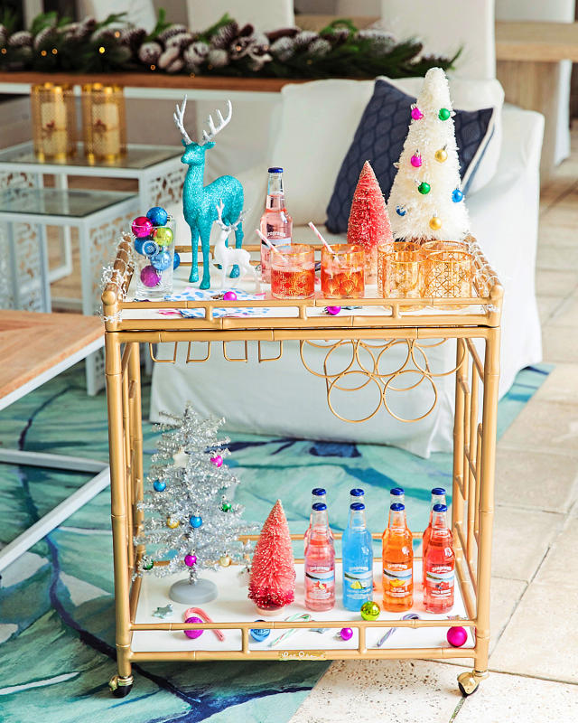 3 Festive Bar Cart Ideas (From Booze To Hot Cocoa) - The Mom Edit