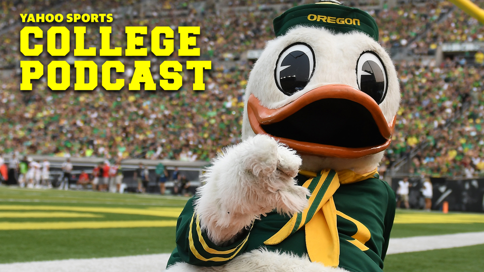 EUGENE, OR - The Oregon Ducks mascot, Puddles, performs during a TV timeout during a college football game at Autzen Stadium in Eugene, OR. Oregon is set to face off against their hated rivals, Washington, in a critical PAC 12 North battle Saturday. (Photo by Brian Murphy/Icon Sportswire via Getty Images)