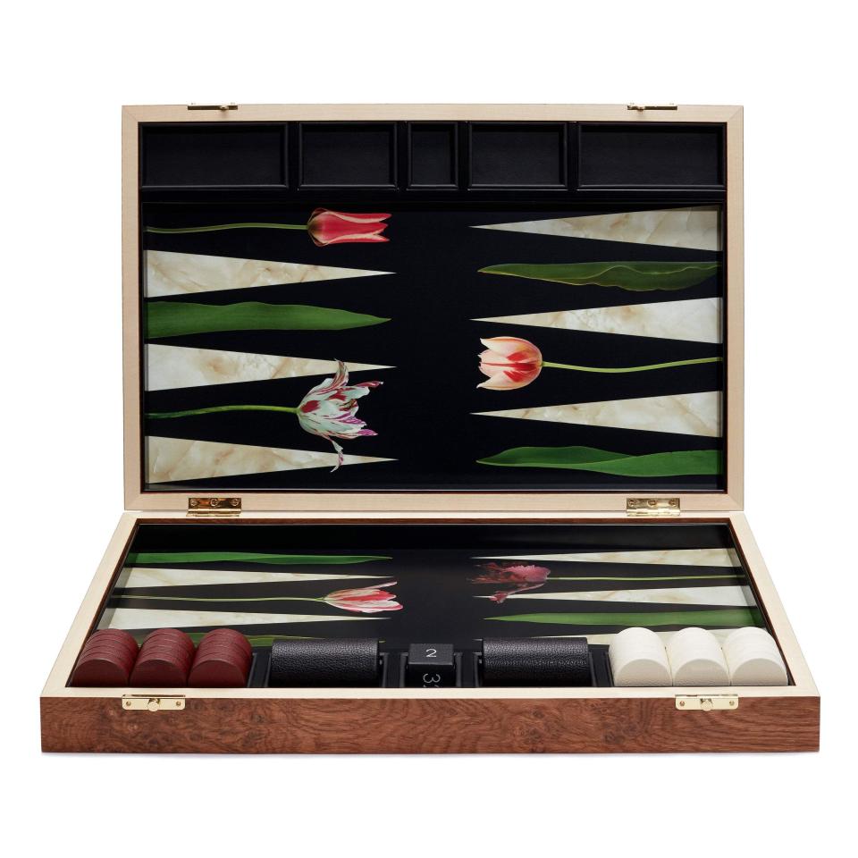 16) Tulip Backgammon Set