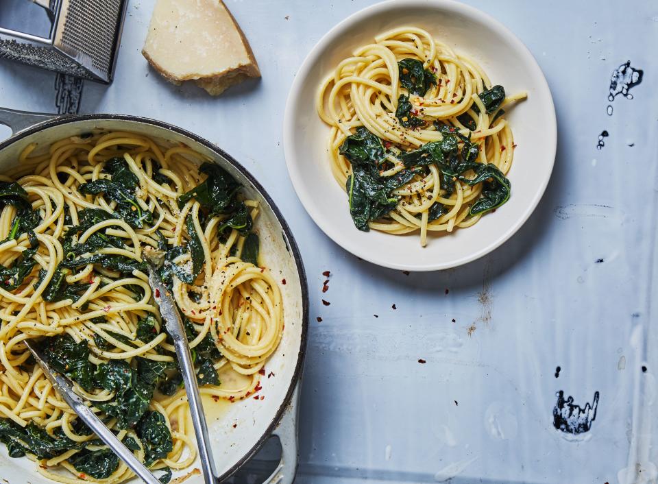 Spaghetti Aglio e Olio with Lots of Kale