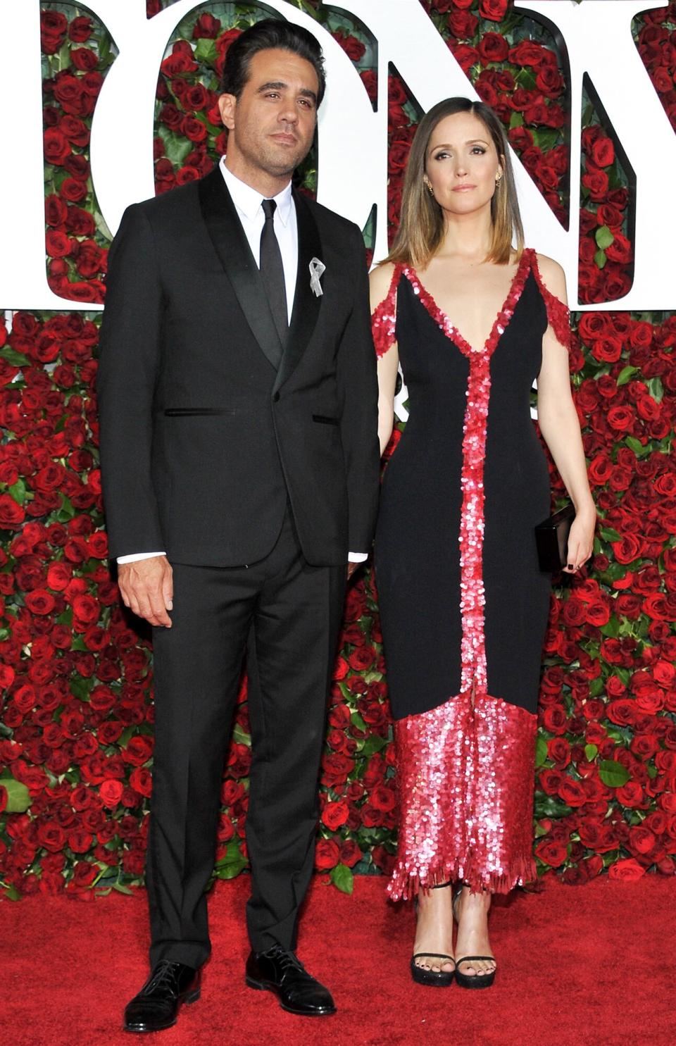 Bobby Cannavale (L) and Rose Byrne attend the 70th Annual Tony Awards at the Beacon Theatre on June 12, 2016 in New York City