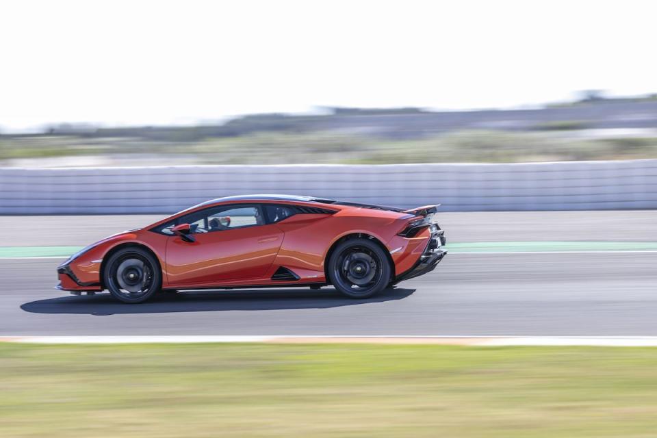 2023 Lamborghini Huracán Tecnica - Photos From Every Angle