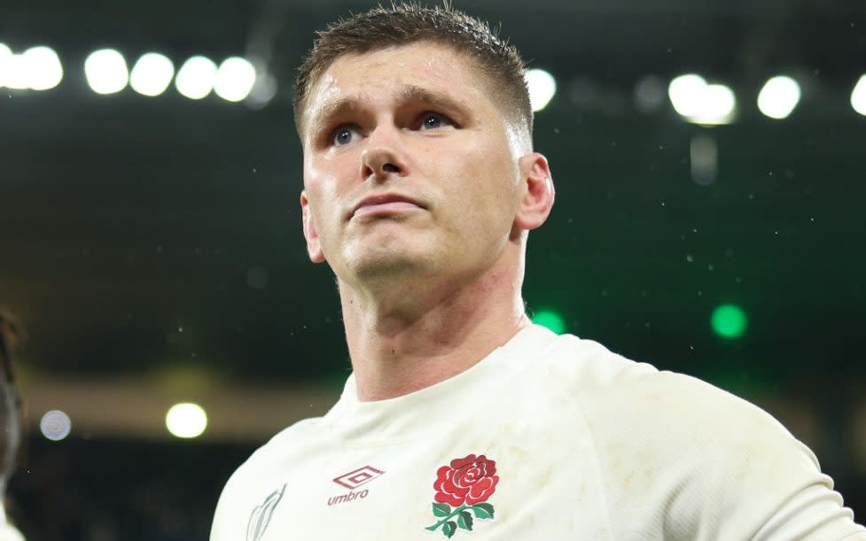 Owen Farrell in England shirt