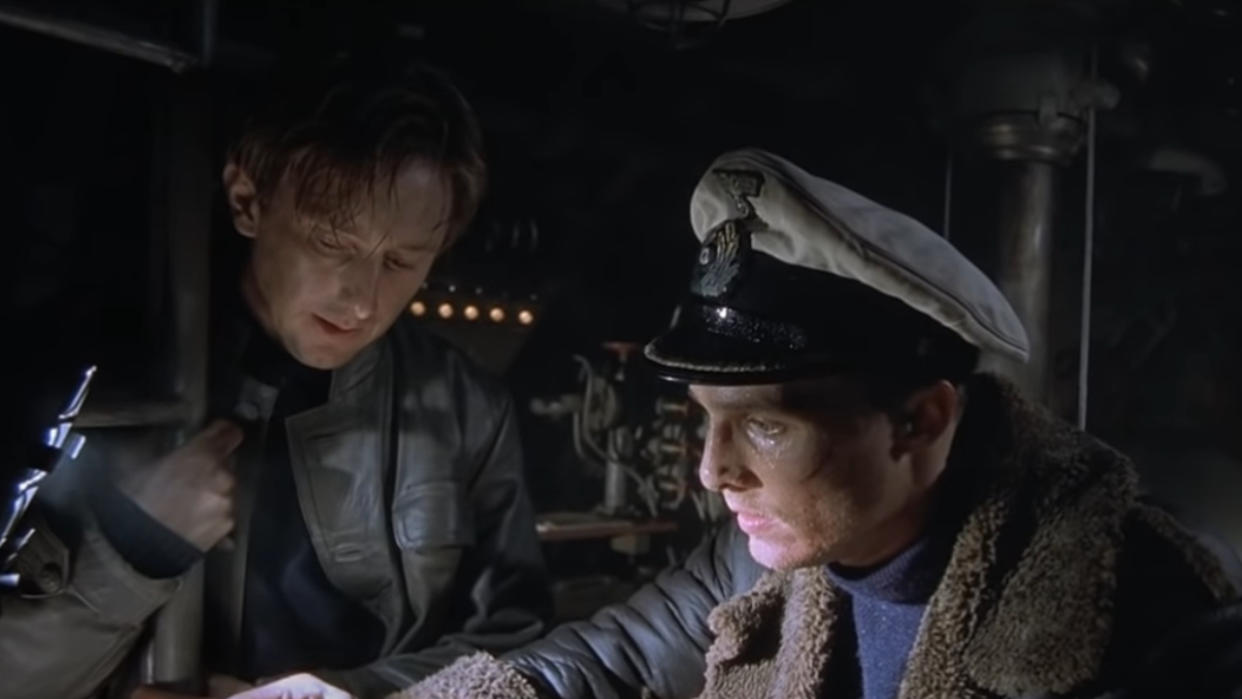  Jake Weber and Matthew McConaughey in U-571 