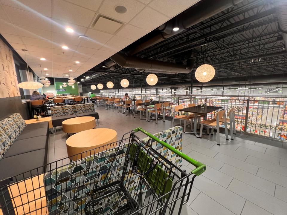 The new Viera Publix will have an upstairs eating area similar to this one at the Lake Washington Publix.