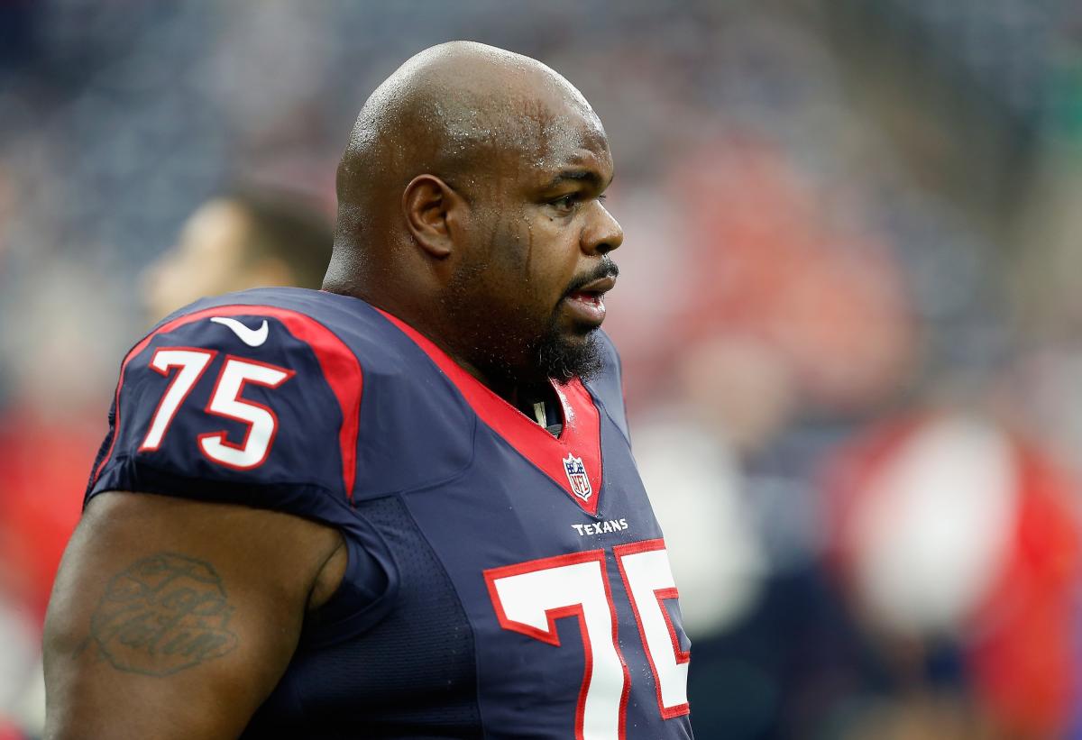 defense-nose-tackle-vince-wilfork.jpg?mode=max&width=995