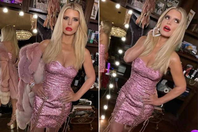 Jessica Simpson's Steamy 2024 Valentine's Day Look Included a Sweetheart  Neckline and Lace-up Thigh Slits