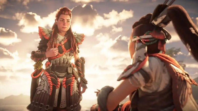 Aloy D'Horizon Forbidden West Regarde Un Autre Personnage Féminin.