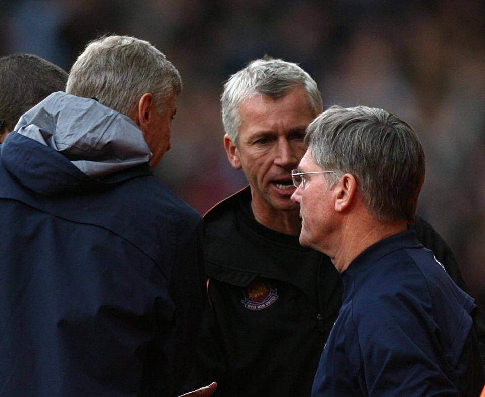 Arsene Wenger was not happy with Alan Pardew in 2006 (Nick Potts/PA) (PA Archive)