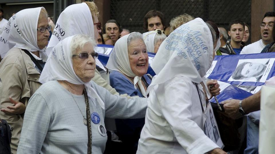 Manifestación de las Abuelas de la Plaza de Mayo