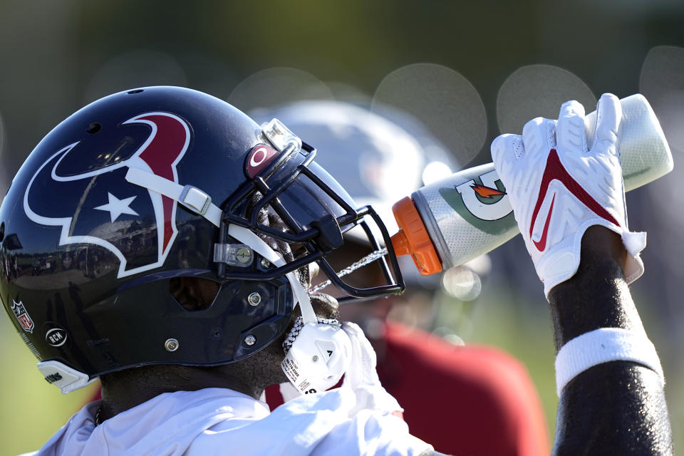 Houston Texans rookie WR John Metchie III has leukemia, likely will miss  2022 season, Trending