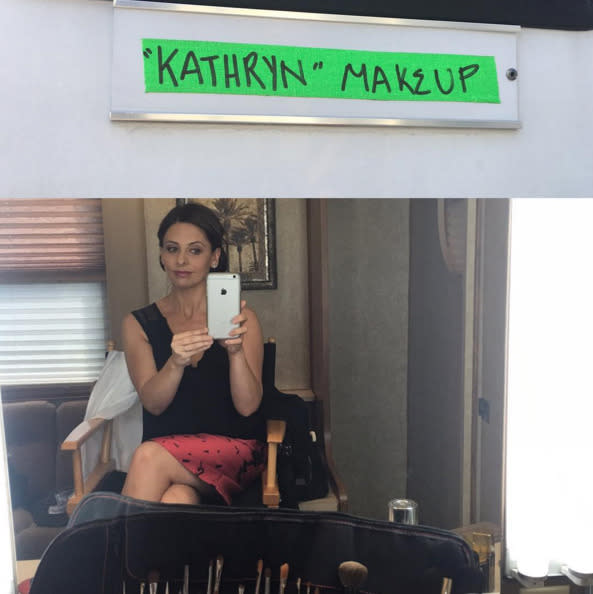 Sarah Michelle Gellar, complete with brown hair on the set of the “Cruel Intentions” TV pilot, where she’ll be reprising her role as Kathryn Merteuil: “#Crueltv #makeup #kathrynmerteuil Don’t think she’s much of a jeans and tee shirt kind of girl” -@sarahmgellar