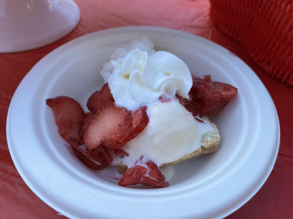 WFXR News’ Hazelmarie Anderson spoke with Cassie Hunt, a Community School parent volunteer to talk about the interesting strawberry delights that will be featured at this year's festival.