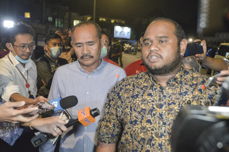 Ulya Aqamah Husamudin (right) speaks to the media in Kuala Lumpur in this file picture taken on June 4, 2020. — Picture by Shafwan Zaidon