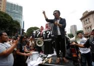 Student activists shout slogans as they prepare to march towards Dataran Merdeka, or Independence Square, to call for the arrest of "Malaysian Official 1" in Kuala Lumpur, Malaysia August 27, 2016. REUTERS/Edgar Su