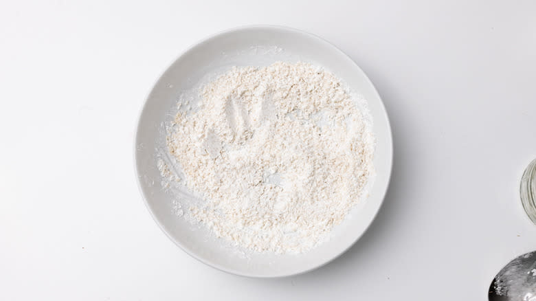 Cornstarch and sesame seed mixture 