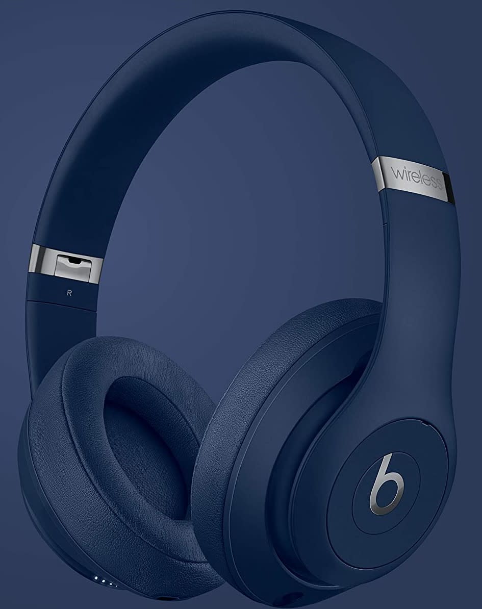 Beats Studio3 Headphones (Photo via Amazon Canada)